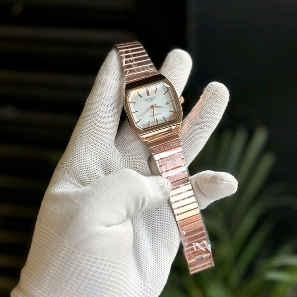 Most Demanded Gasiq Quartz Movement Watch With High Quality Strap Best finishing Body & Case