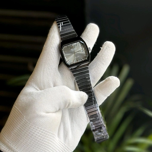 Most Demanded Gasiq Quartz Movement Watch With High Quality Strap Best finishing Body & Case