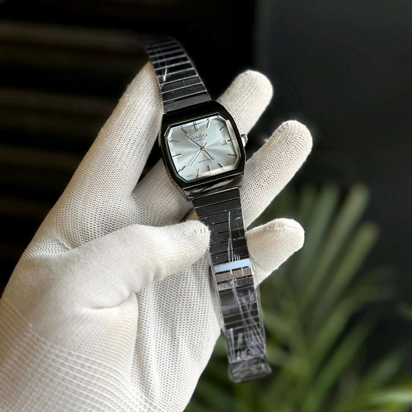 Most Demanded Gasiq Quartz Movement Watch With High Quality Strap Best finishing Body & Case