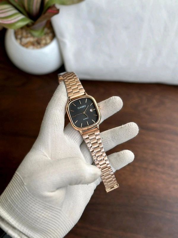 Most Demanded Trending Analog Watch | Analog Quartz Movement Watch With High Quality Strap Best Finishing Body & Case