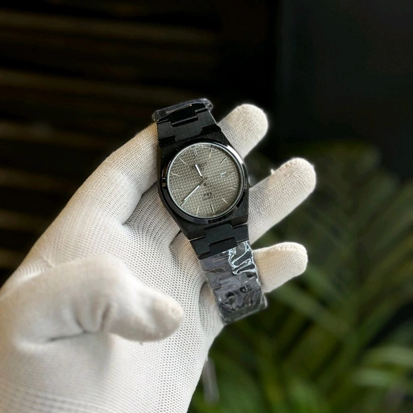 Most Demanded Trending Analog Watch | Analog Quartz Movement Watch With High Quality Strap Best Finishing Body & Case