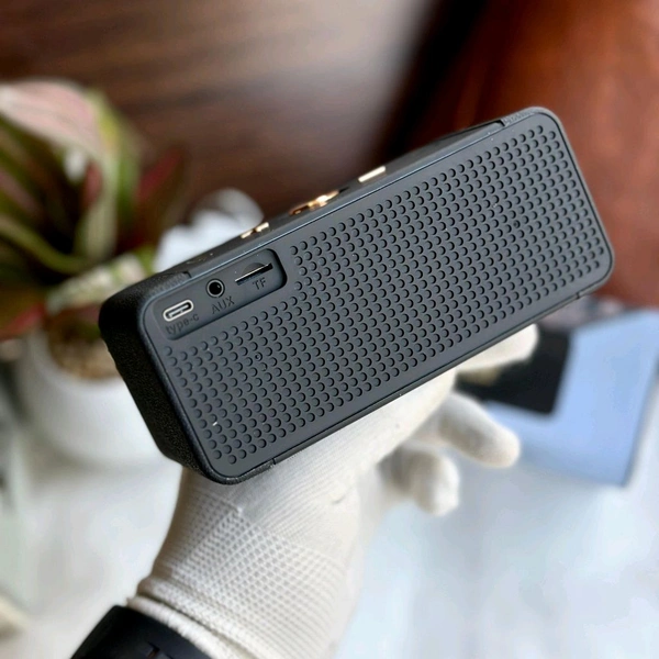 New Emberton 1:1 High End Quality Bluetooth Speaker | HD Code Range Upto 10MTRS | Dolby Sound Enhance Engine + LossLess Audio Connect - Black
