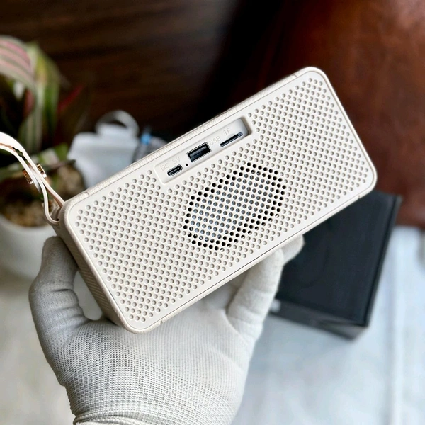 New Emberton 1:1 High End Quality Bluetooth Speaker | HD Code Range Upto 10MTRS | Dolby Sound Enhance Engine + LossLess Audio Connect - White