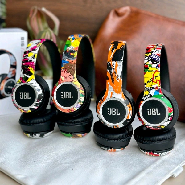 New Limited Edition High Quality Bluetooth Wireless Headphones With 5-6 Hours Playback Time