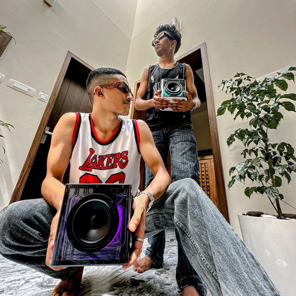 Portable Bluetooth Speaker Dynamic Sound with 2 wireless mics Karaoke 15 W Bluetooth Speaker (Stereo Channel) - Black