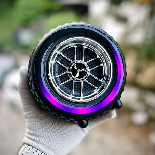 Portable Bluetooth Speaker Dynamic Thunder Sound With RGB Light Bluetooth Speaker Multicolor, Stereo Channel