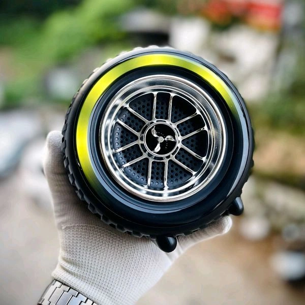 Portable Bluetooth Speaker Dynamic Thunder Sound With RGB Light Bluetooth Speaker Multicolor, Stereo Channel