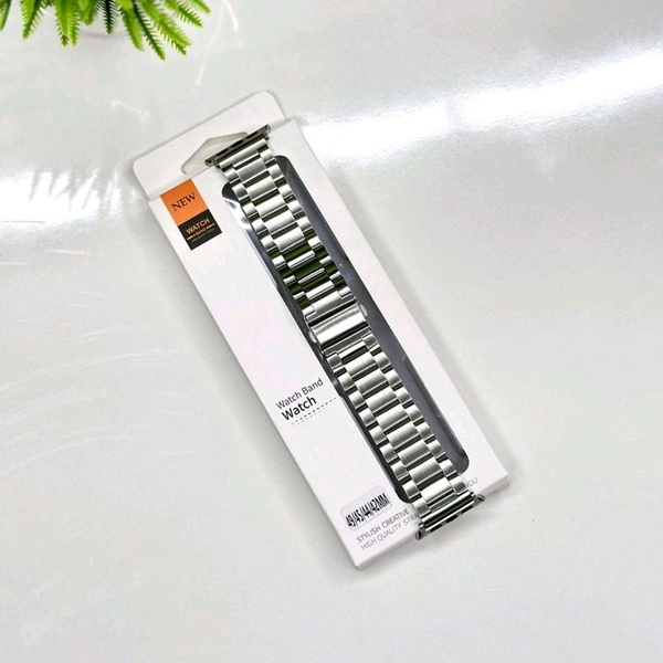 Premium Metal Strap for Apple Watch Series 8 Ultra | 8 | 6 | 5 | 4 (44/45MM) | 3 | 2 - Silver