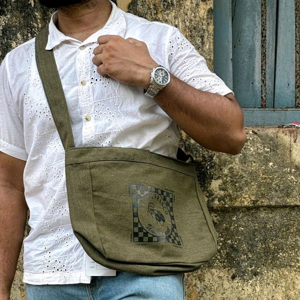 Premium Vintage Side Bag | Ultra Sporty Messenger Sling Bag For Multipurpose Use |Jute Material - B8