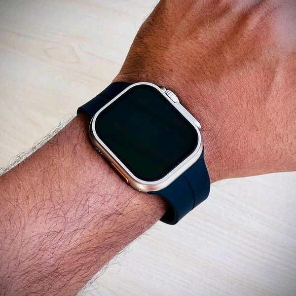 Printme Silicone Sport Band Compatible With Apple Watch 38mm 40mm 41mm 42 Mm 44 Mm 45 Mm 49 Mm - Black