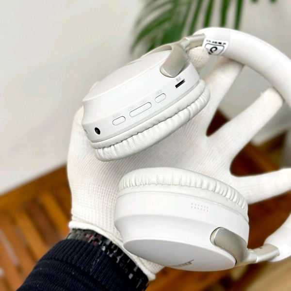 Quietcomfort Ort Ultra High Quality Headphone With Original Box Packaging, Carry Pouch Bag, High End 1:1 Imported Quality - White