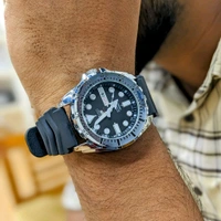 Seik0 Diver Watch Series Premium Collection With High Quality Strap Best Finishing Body & Case - Silver