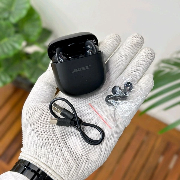 Sound Sports Ultra Imported 1:1 Replica Model, Original Box Packing, High End Quality Model - Black