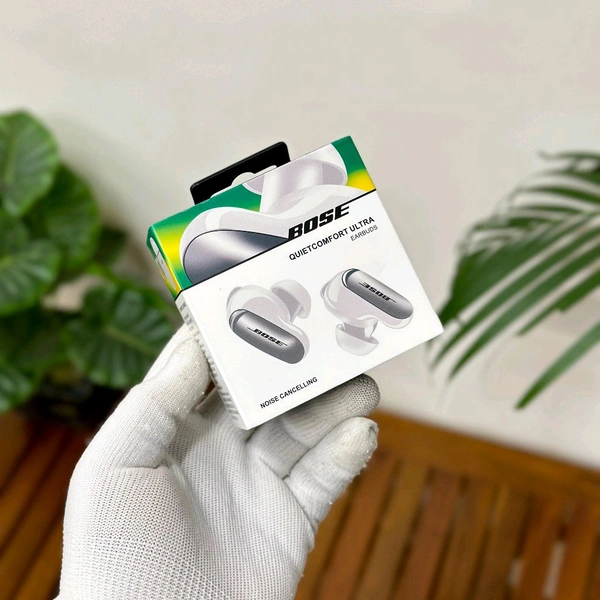 Sound Sports Ultra Imported 1:1 Replica Model, Original Box Packing, High End Quality Model - White