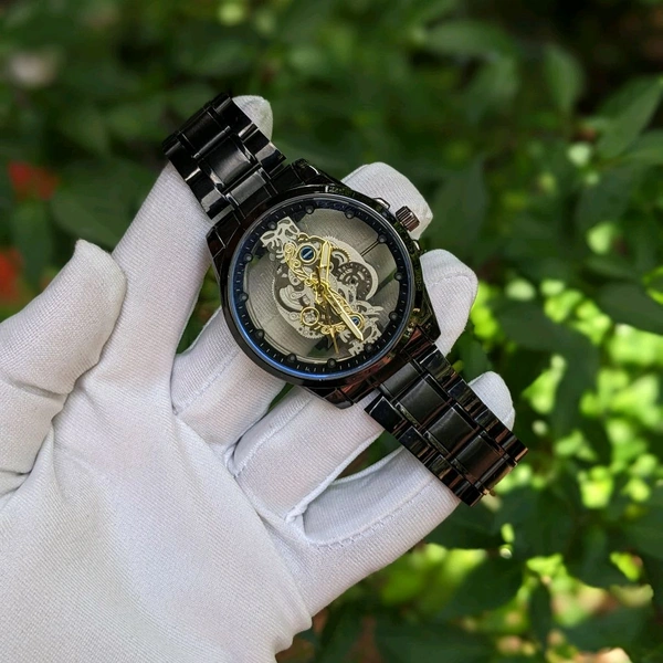 Transparent Body Analog Quartz Moment Watch With High Quality Strap Best finishing Body & Case - Black