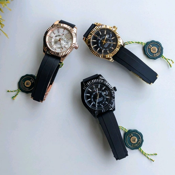 V9 Analog Quartz Movement Watch With High Quality Strap Best finishing Body & Case - Black