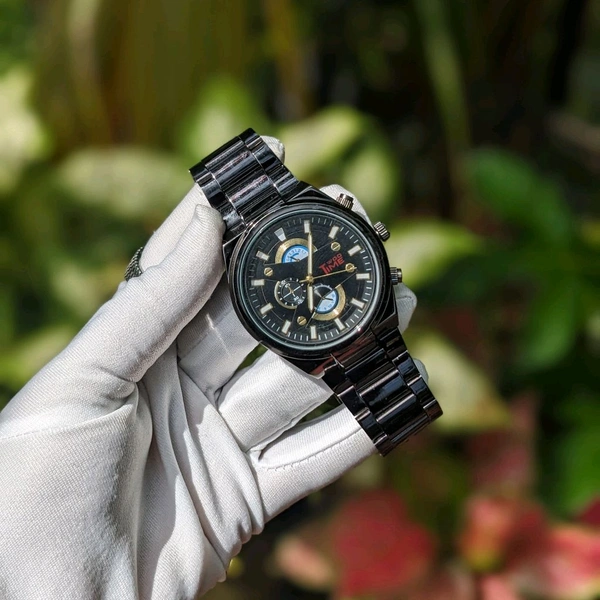 Woo Time Analog Quartz Movement Best Quality Watch With High Quality Strap Best finishing Body & Case - Black