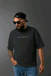 🩵Nocturne Style Tee – Inspired by the enchanting allure of the night, this name conveys a sense of mystery and sophistication, making it an excellent choice for evening outings.
 - Black, M