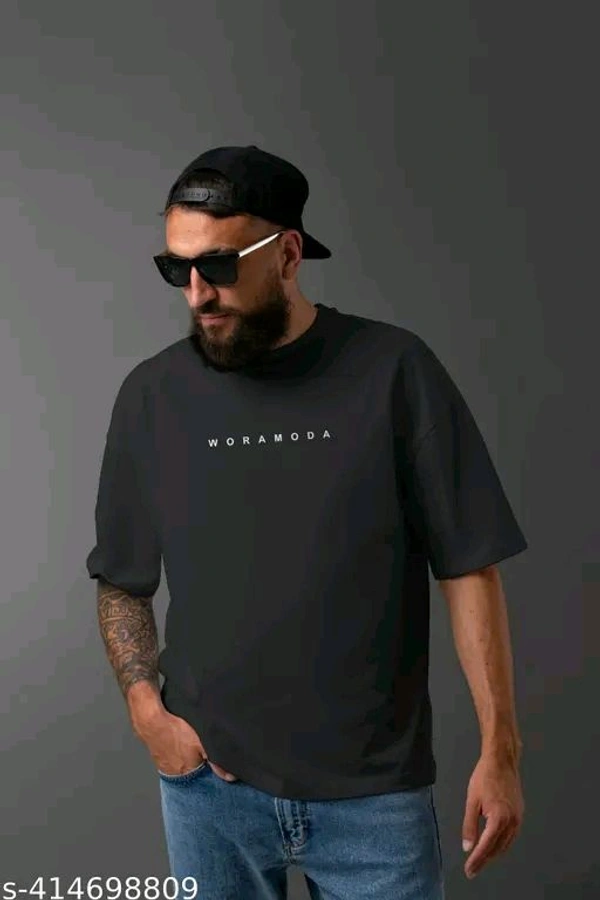🩵Nocturne Style Tee – Inspired by the enchanting allure of the night, this name conveys a sense of mystery and sophistication, making it an excellent choice for evening outings.
 - Black, L