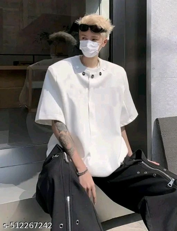 Avant-Garde Urban Statement: The Sculpted Oversized Button-Up Top with Decorative Snap Details, Complemented by Distinctive Cargo Trousers - White, XL
