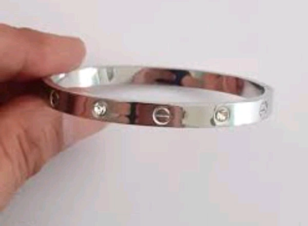 Elegance With Silver Bracelets For Both Men And Women