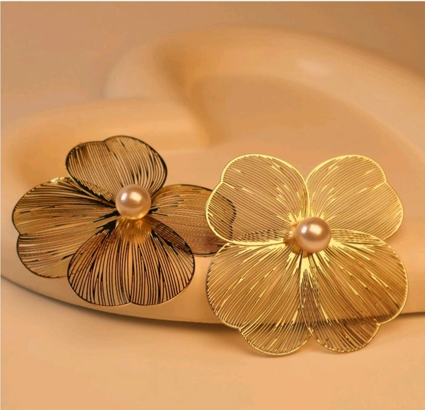 Premium Korean Silver Plated Flower Studs Earring