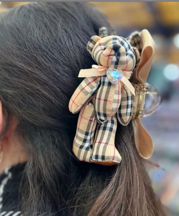 Beautiful Teddy Bear And Bow Hair Clip