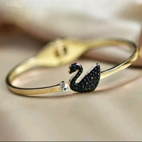 Elegant Stainless Steel Openable Crystal Black Swan Designs Bracelet - Gold