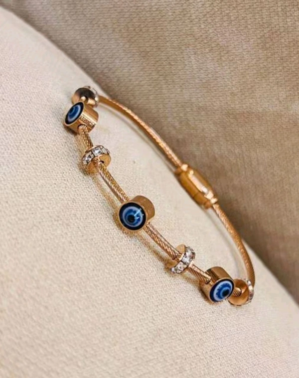Elegant Anti Tarnish 18k Rose Gold Evil Eyes Breaclet Charms

