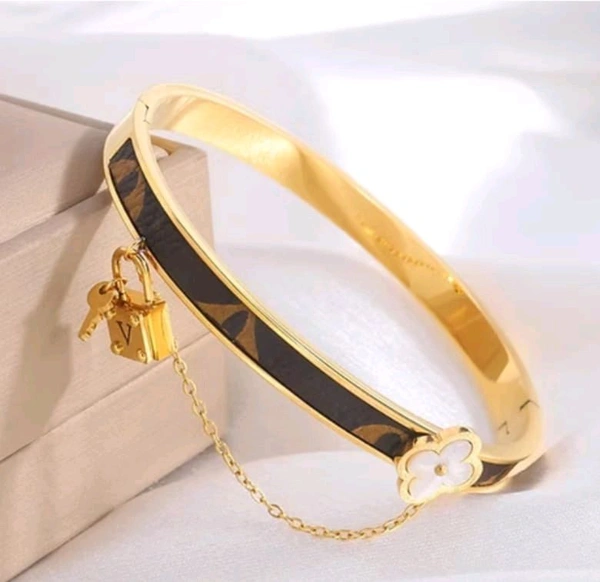  Graceful Unique Lock Key Flat Bracelet & Bangles