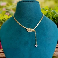 The Gold Leaf Pendant With Stone 