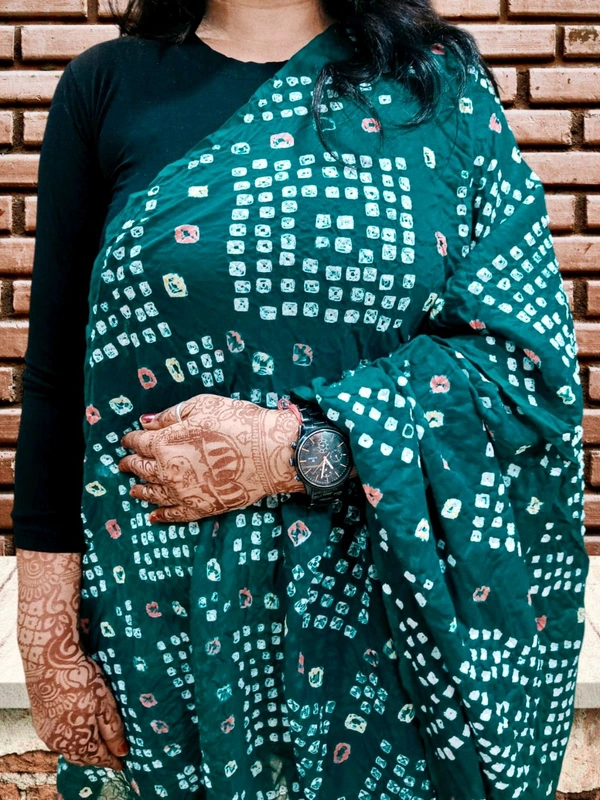Beautiful Handloom Hand Made Tie And Dye Traditional Pure Cotton Bandhani Dupatta  - bottle green, 2.20