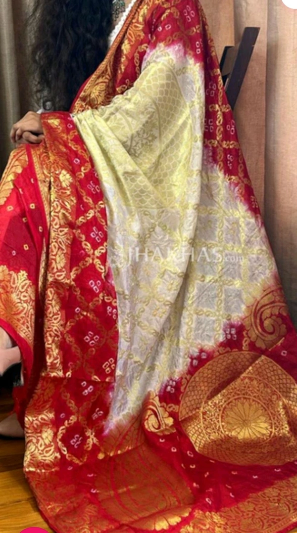 Ethnic White And Red Ghatchola Silk Banarasi Zari Dupatta