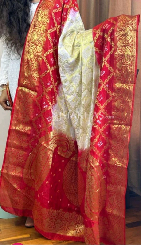 Ethnic White And Red Ghatchola Silk Banarasi Zari Dupatta