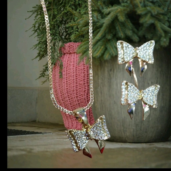 Elegance Anti Tarnish Gold Plated American Diamond Butterfly Pendal Set