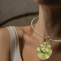 Anti Tarnish Gold Plated Leaf Design Necklace/Hasli
