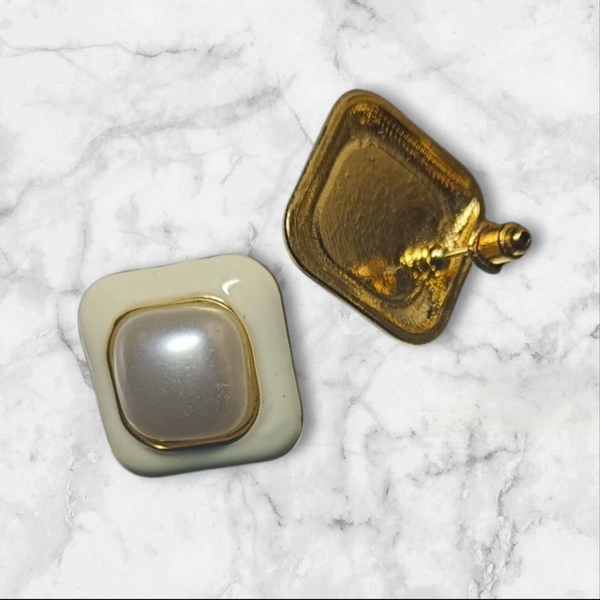 Square Gold Tone Pearl Earring/Studs 