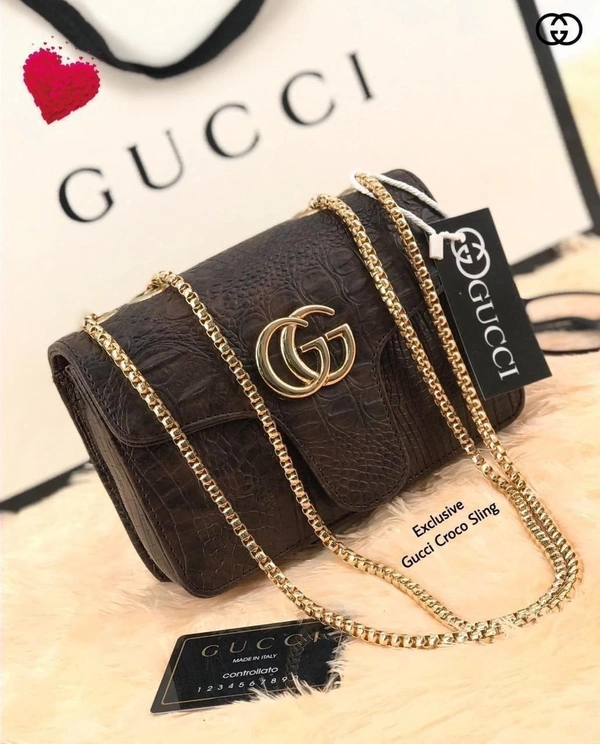 Luxury Croc-Textured Mini Shoulder Bag with Gold Chain – Elegant Statement Piece