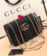 Luxury Croc-Textured Mini Shoulder Bag with Gold Chain – Elegant Statement Piece