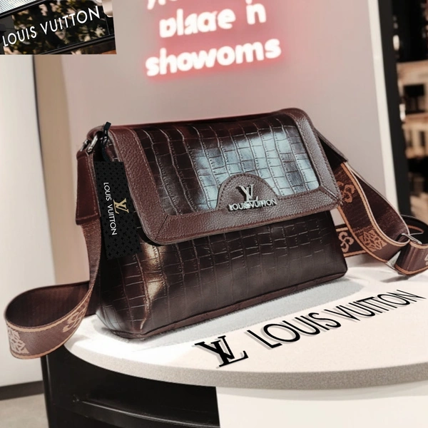  Louis Vuitton Monogram Embossed Leather Messenger Bag