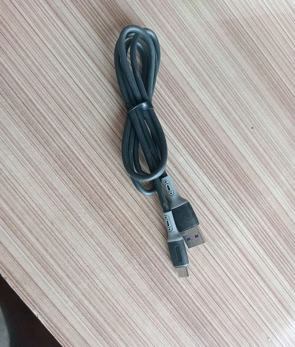 Black Data cable with packing typc
 - Black