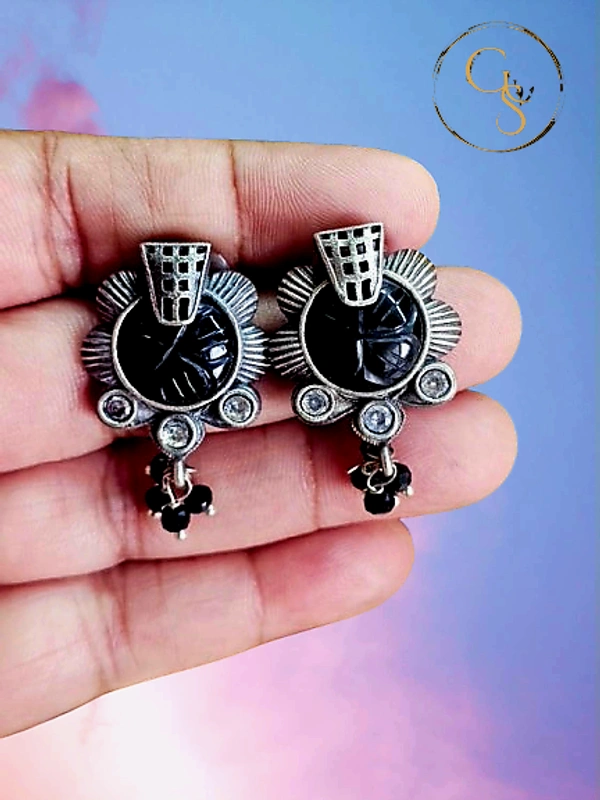 Imperial Noir Elegance Stud (E-0012B)