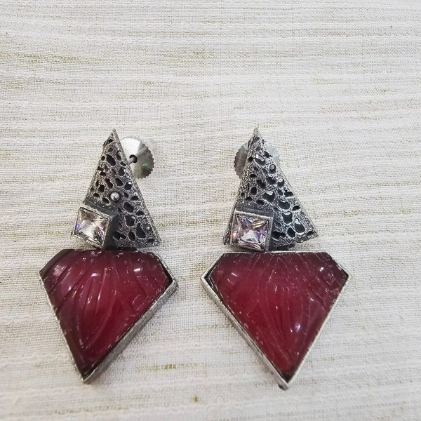 GlimSilk Pentagon Grace Carved Earrings - Bright Red