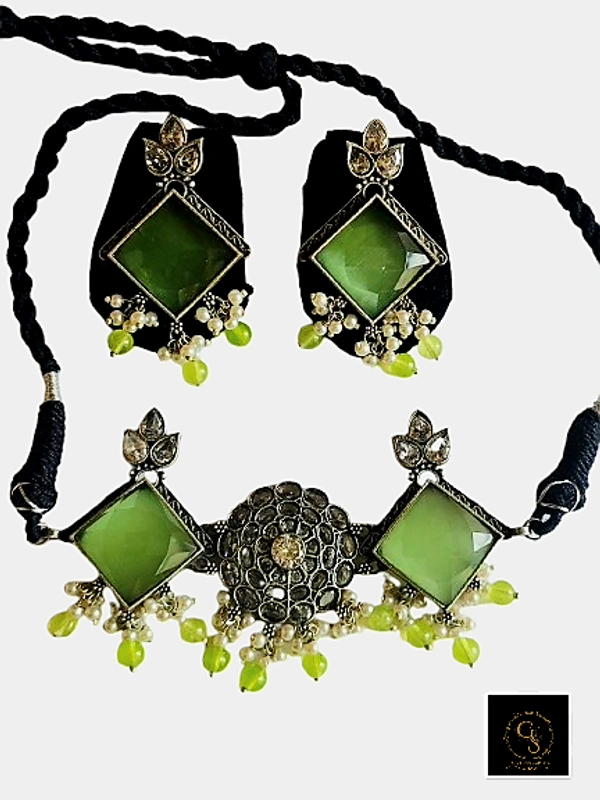 Glimsilk Pearl & Sapphire Harmony Necklace & Set - Bay Leaf