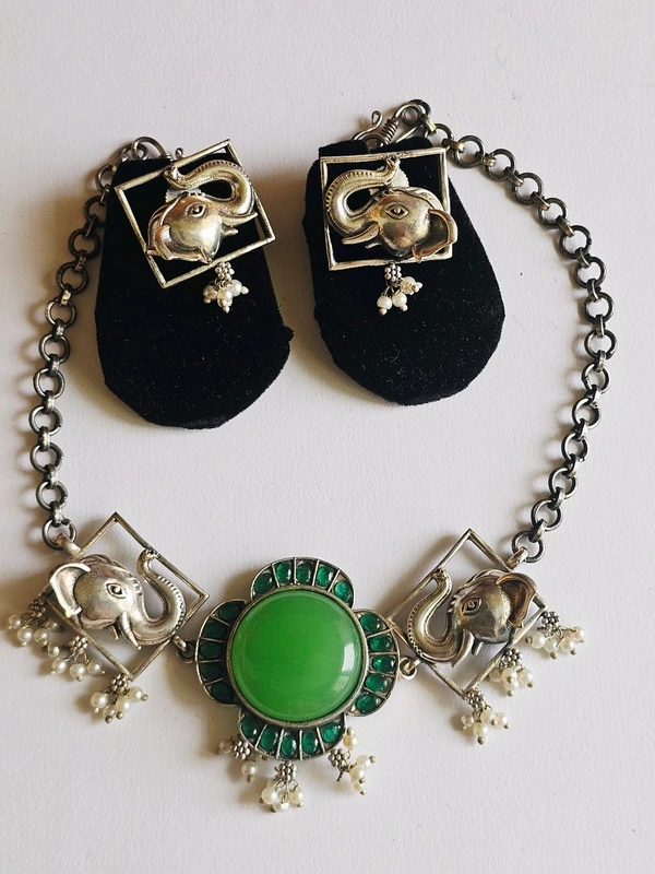 GlimSilk Regal Elephant Ensemble - Malachite