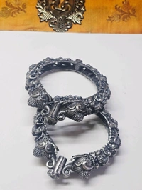 GlimSilk Regal Silver Grace Bangel ( B-0002) - Silver