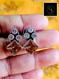 GlimSilk Trielle Radiance Studs - Free, White