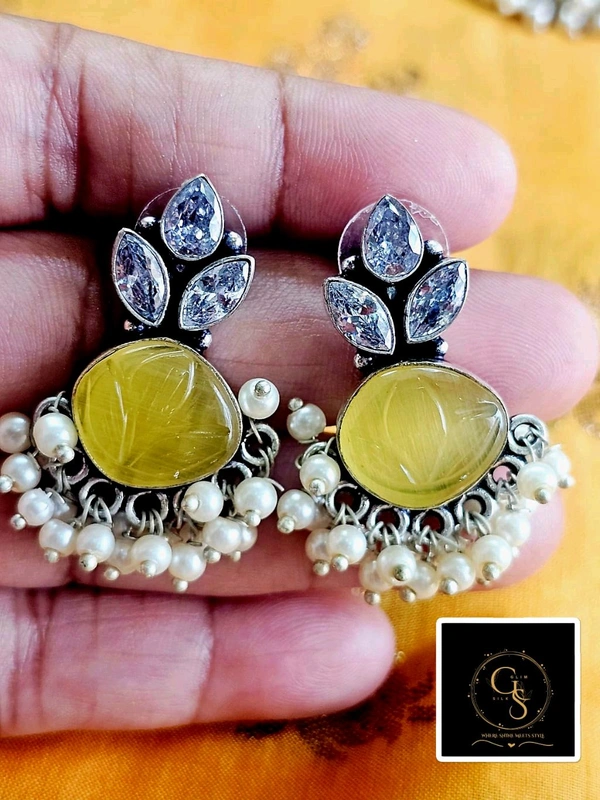GlimSilk Sunkissed Marquise Drops - Free, Yellow