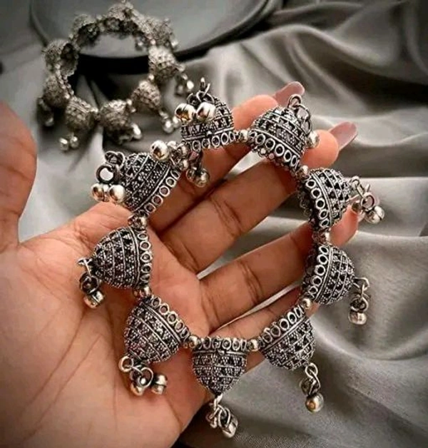 GlimSilk  Ghungroo Bangle - Gray, Free Size