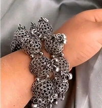 GlimSilk  Ghungroo Bangle - Gray, Free Size